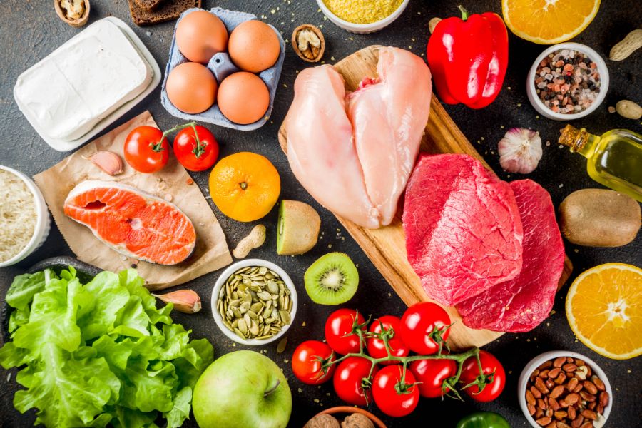 Chế độ ăn uống phù hợp giúp móng tay khỏe mạnh từ bên trong