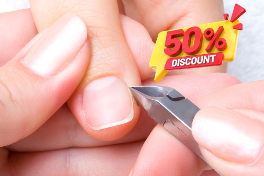 Dịch vụ cắt da được giảm 50% khi kết hợp cùng các dịch vụ trang trí móng khác