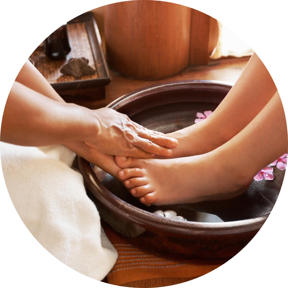 Dịch vụ tẩy tế bào chết cho da tay/chân chuyên nghiệp tại Rin Nails