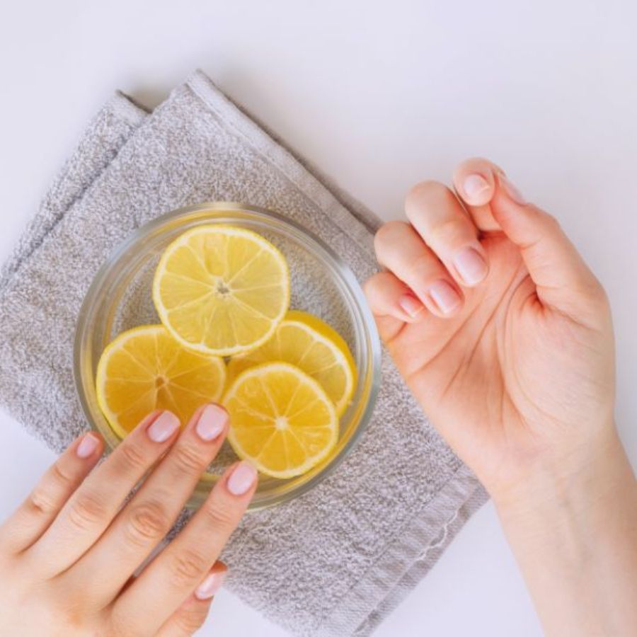 Khám phá cách dưỡng móng tay trắng hồng và khỏe mạnh