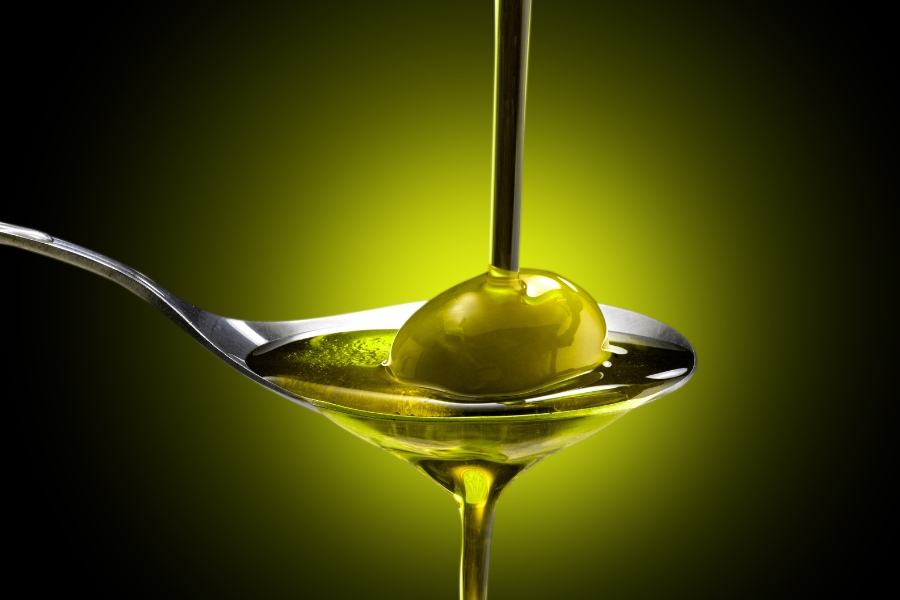 Dầu oliu chứa nhiều thành phần có lợi cho da