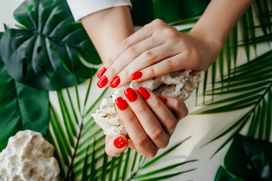 Sơn dưỡng móng tay giữ màu được 5 - 7 ngày nếu chăm sóc tốt