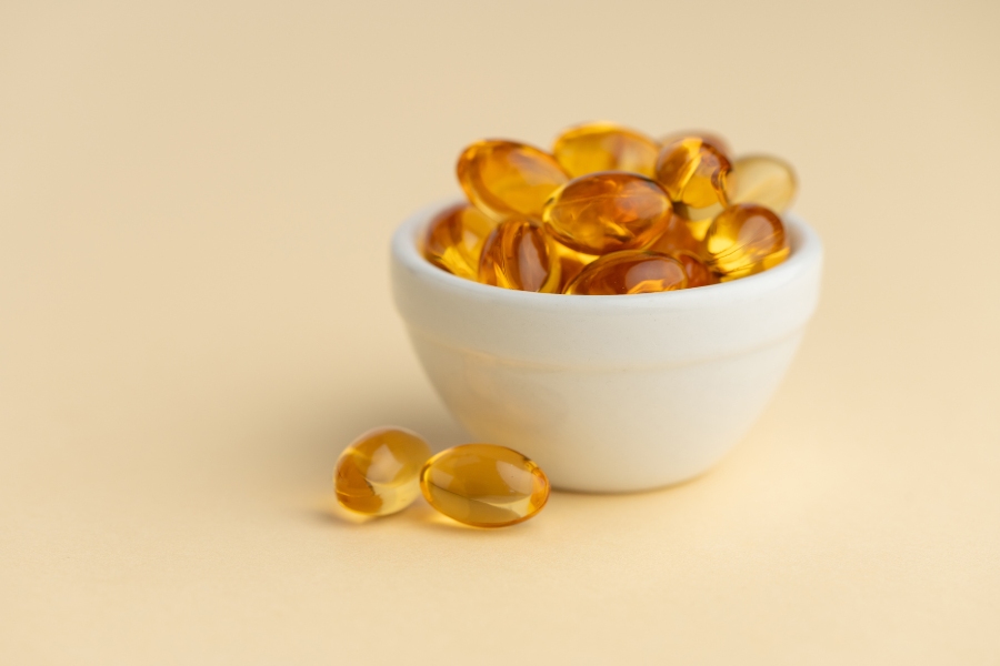 Vitamin E nổi bật với khả năng dưỡng ẩm sâu, làm mềm da tay 